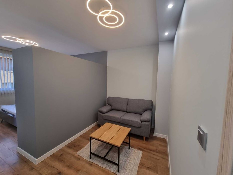 Дава се под наем Двустаен апартамент в Благоевград, Идеален център - 73 кв.м за 351.9 € - Снимка #3