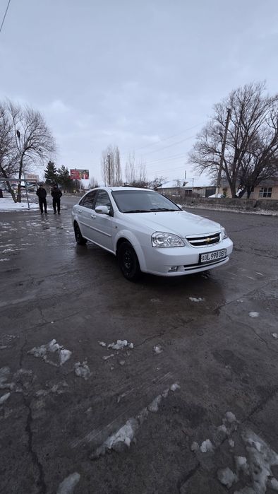 Lacetti 2011 metan bor srochna sotiladi