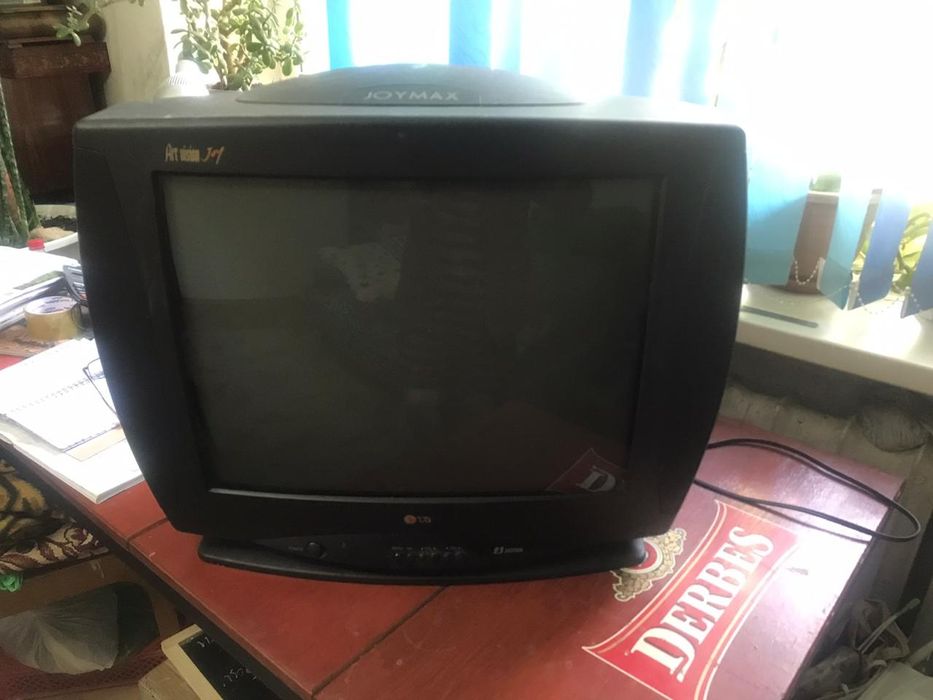 Телевизор LG б/у