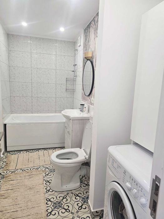 Inchiriez apartament