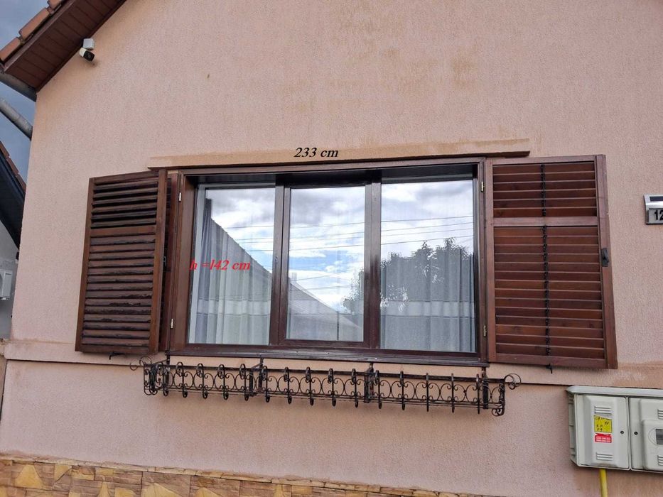 Oblon lemn decorativ si jardiniera