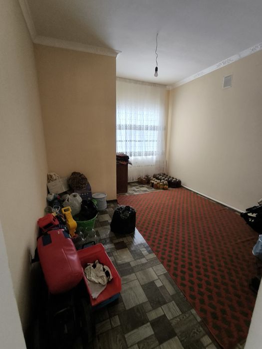 Ховли_ сотилади яшалмаган 2 булиб тулашгаям булади колганини 1 йилда