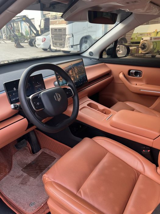 Leapmotor c16 gibrid