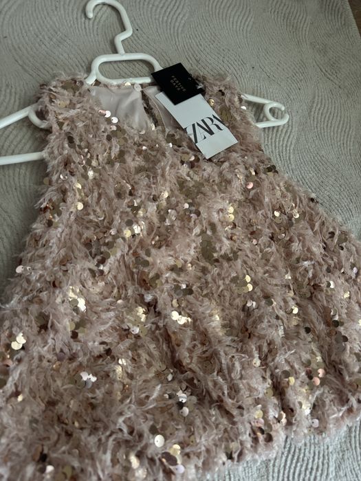 Нова блуза Zara с пайети
