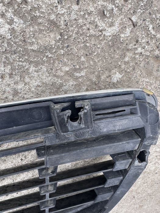 Решетка W211 дорест