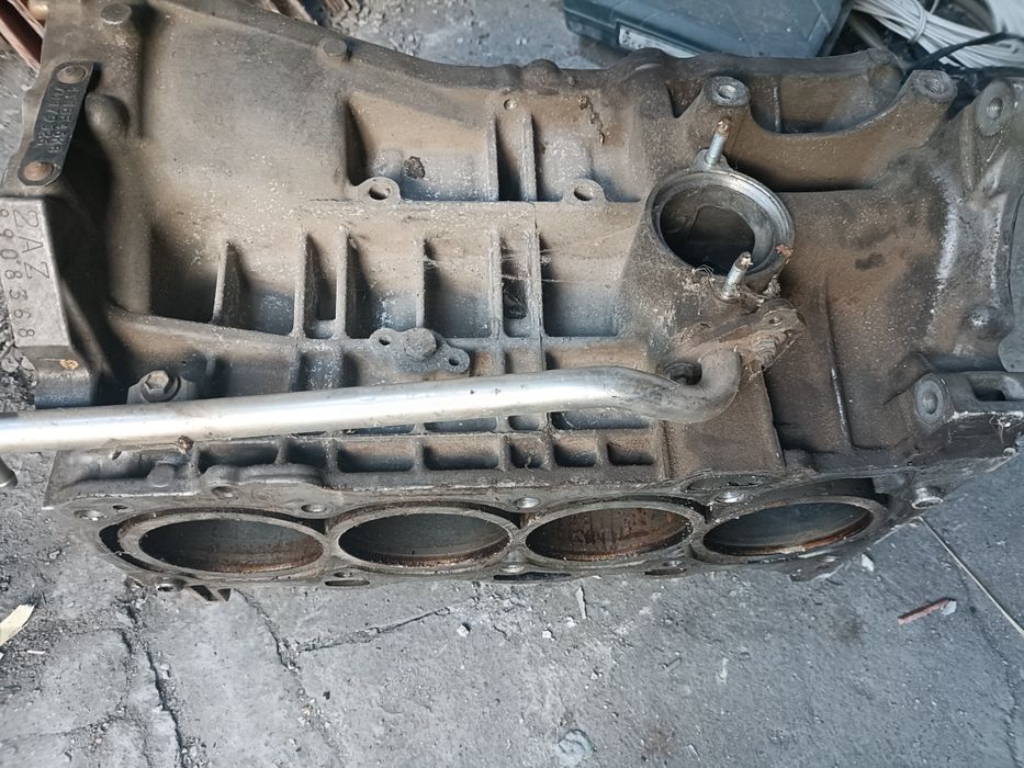 Блок двигатель Toyota Camry 40