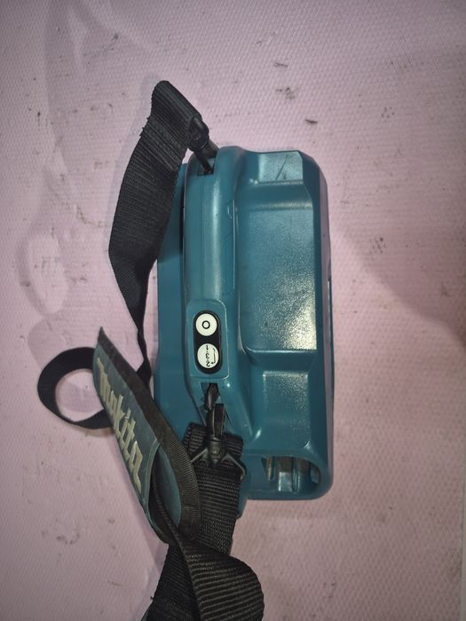Aspirator Makita DCL 18V