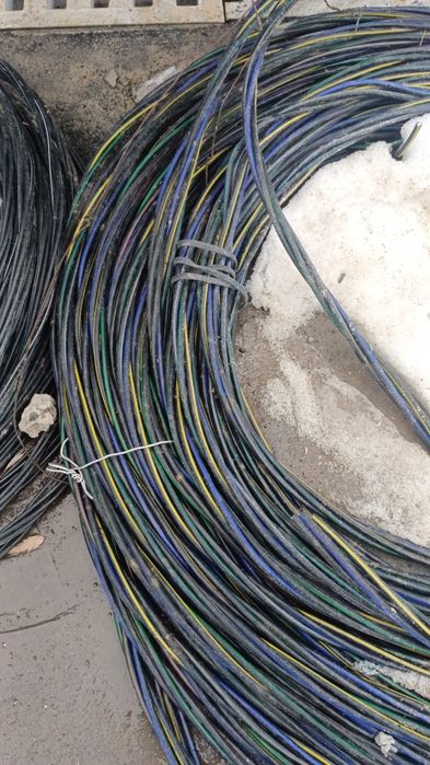 Продам Кабель 4х35 сип