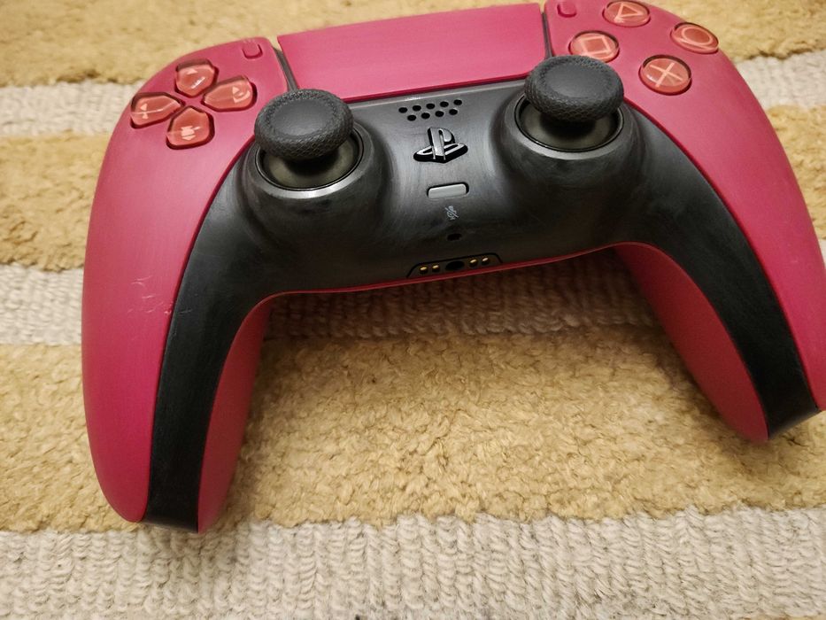 Controller (maneta) Dualsense Volcanic Red pentru PlayStation 5 (PS5)