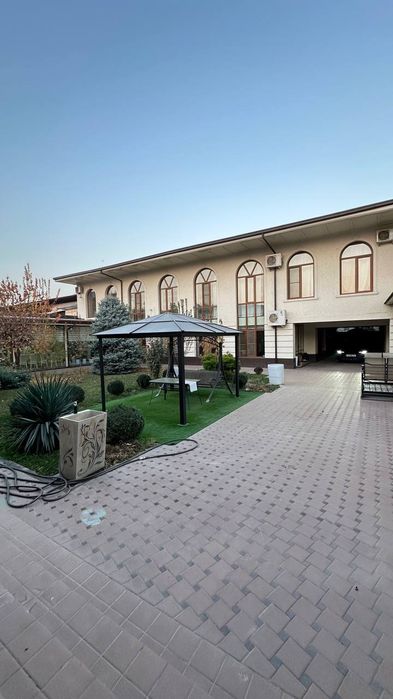 Ховли 12 сотих. Иморати 500 квм. Юнусобод