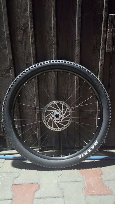 Roti bicicleta 29 complete ,tubeless ready Mondraker HP1 cu discuri 200