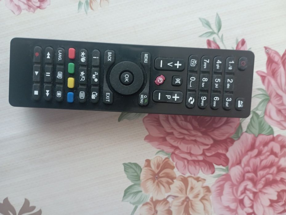 Telecomanda universala pentru televizor