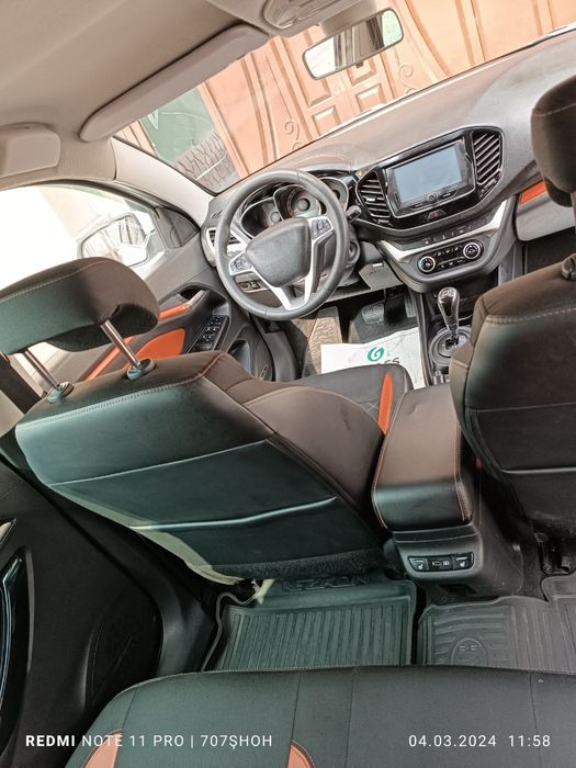 Lada Vesta 2019 gaz benzin