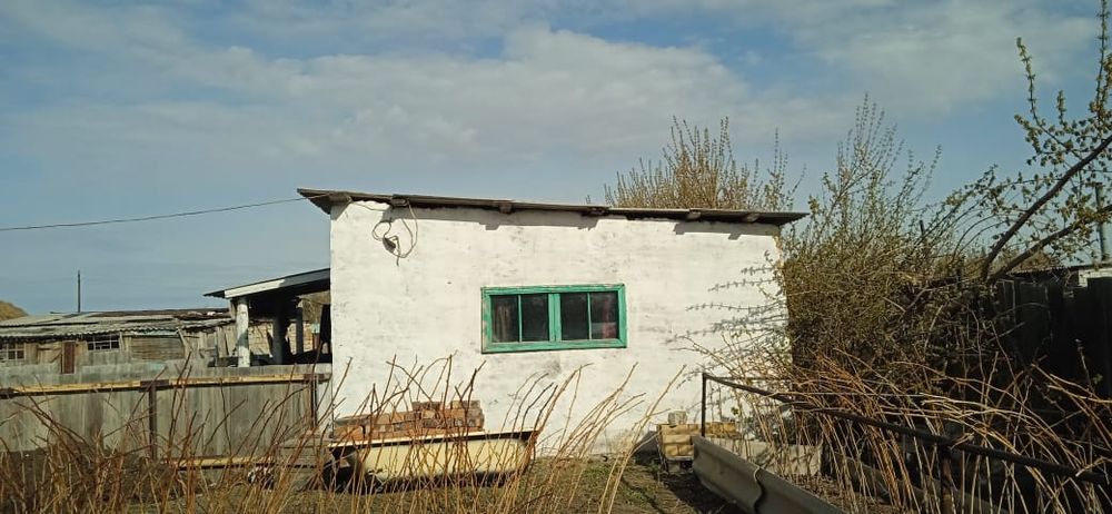 Продам ДОМ с большим участком