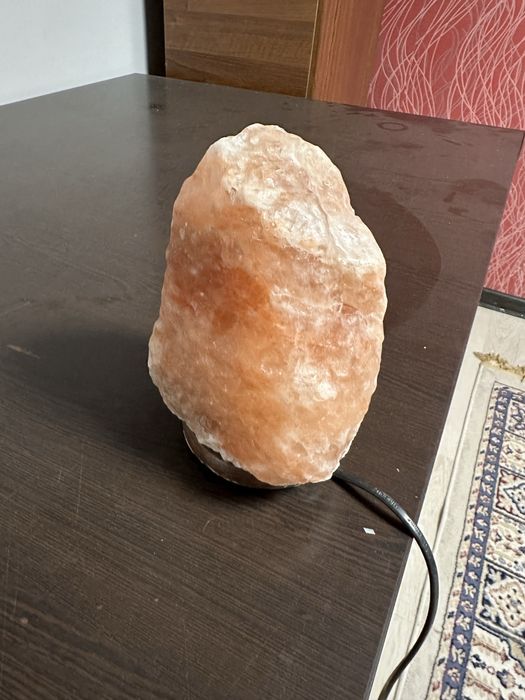 Лампа солевая продается