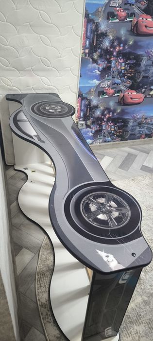 Детская кроватка с матрасом