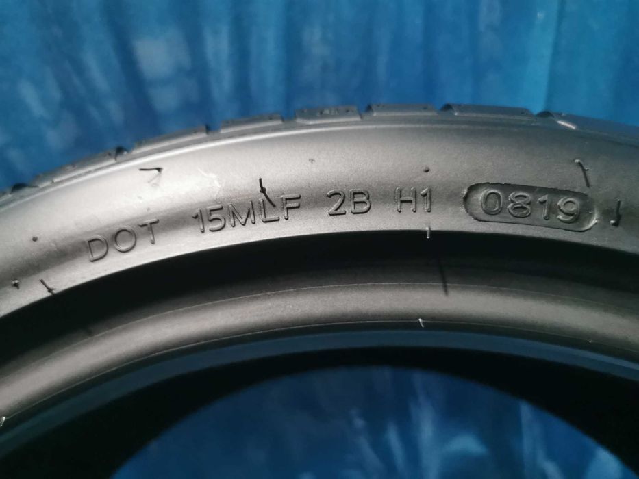 225/40 ZR18 - 245/35 ZR18 hankook 4 bucati