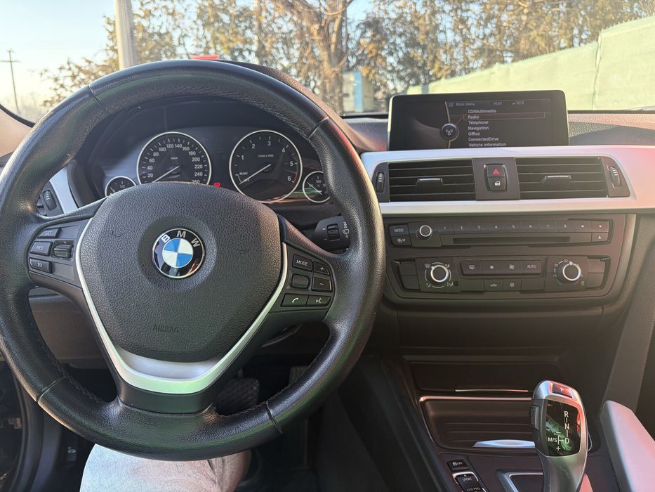 BMW f30, Automată 8+1 ,2013
