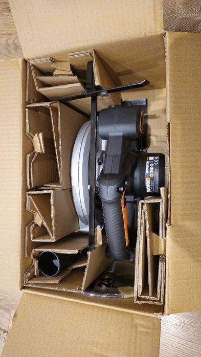 Fierastrau circular Worx WX526.9 165mm