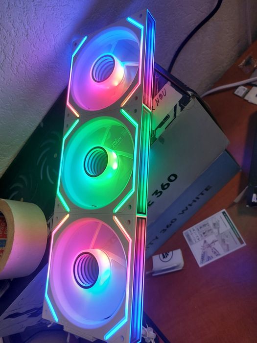 Set ventilatoare pc unifan Asiahorse Dawn Pro alb,reverse ca noi!