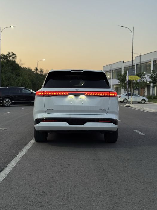 Dongfeng EP008 210 km 2026 model