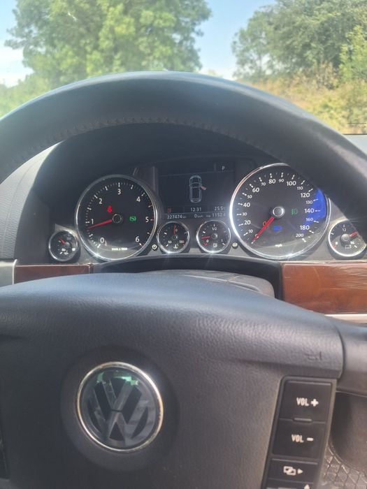 VW Touareg 3.0 TDI V6 , 224 к.с. , 60 броя на части