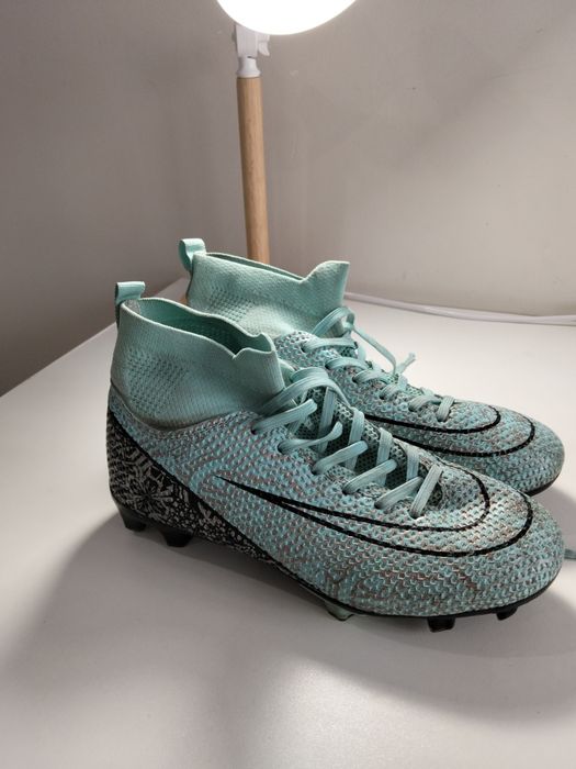 Продам бутсы Nike 37-38 размер