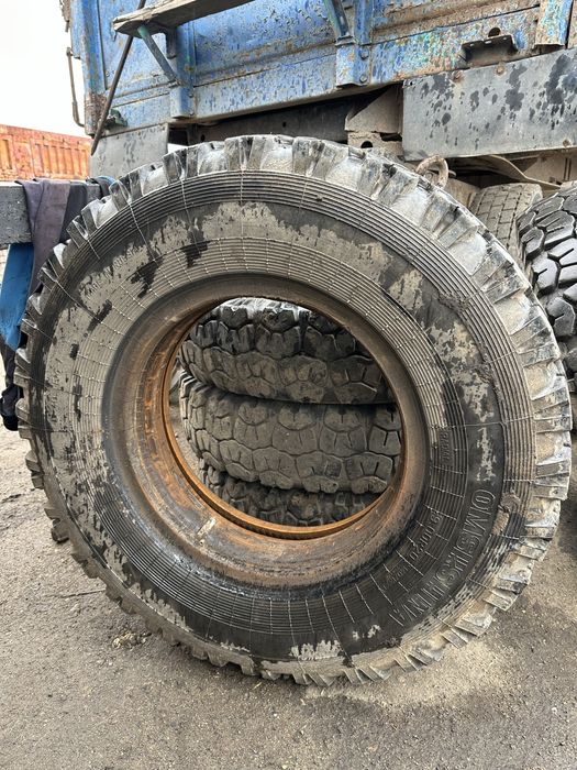 Шины на камаз…….