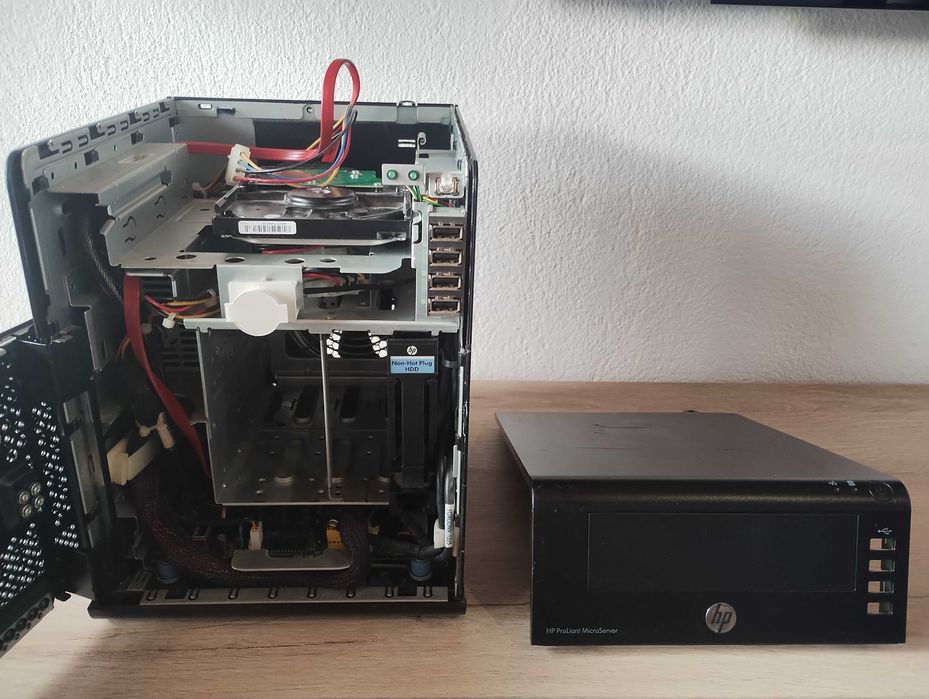 HP ProLiant HSTNS-5151 MicroServer