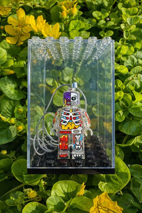 Подвеска с LEGO человечком