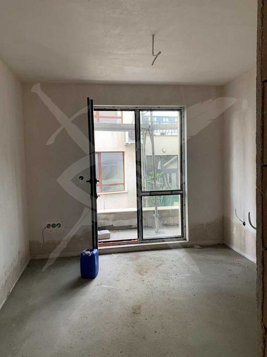 Продава се Тристаен апартамент в Варна, Бриз - 105 кв.м за 2096 €/кв.м - Снимка #3