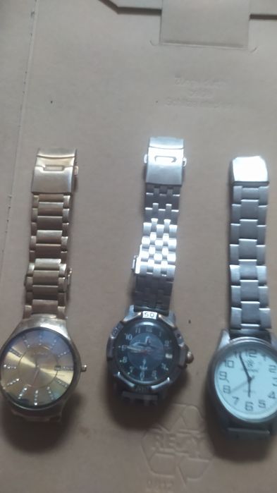 Часы наручные разные
