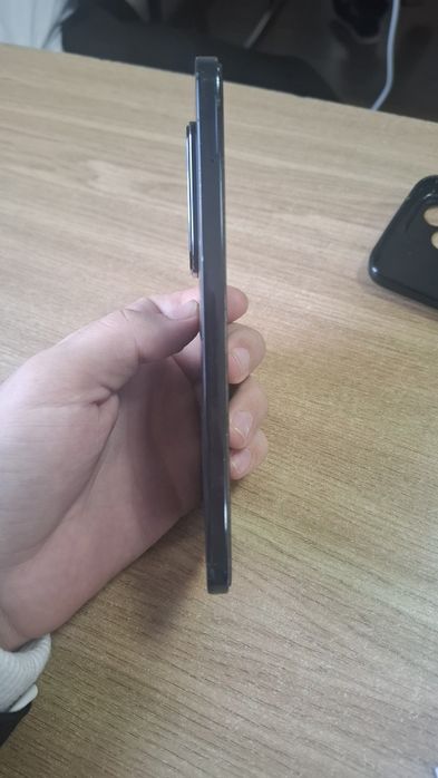 HONOR 200 LITE 8+8 ga256 xolati yaxshi