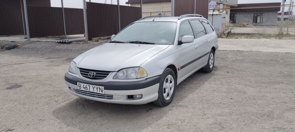 Продам тоета авенсис