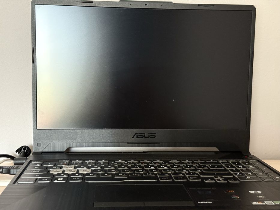 Продаю ноутбук Asus TUF Gaming