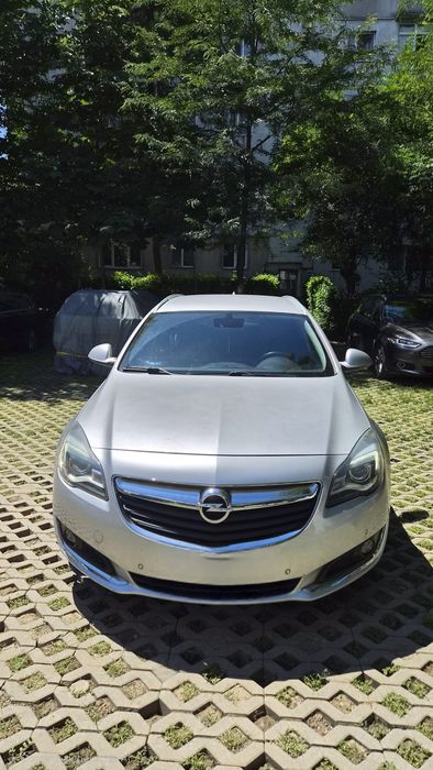 Vând Opel Insignia - B20dth