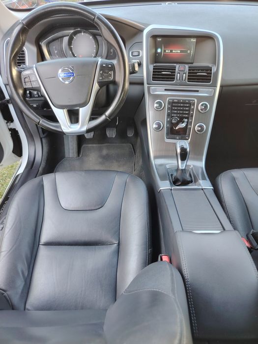 Vind Volvo XC60 2015