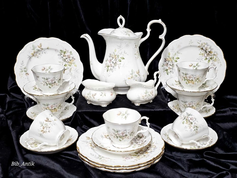 Royal Albert порцелан от Англия