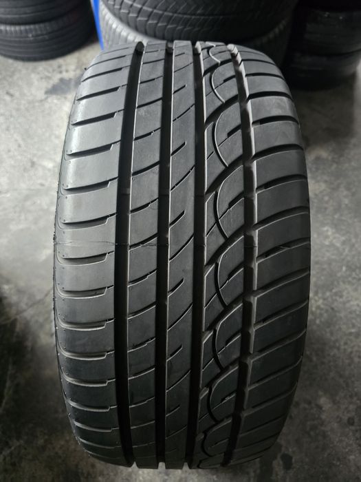Rovelo 245/40 R18 97Y vară