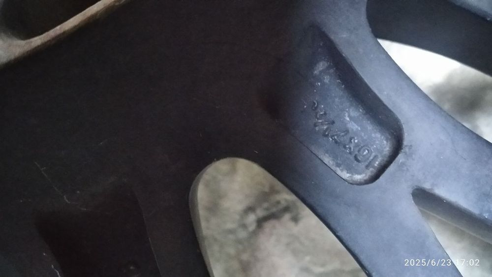 Продам диски на БМВ Е34