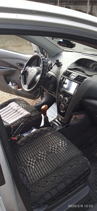 Toyota Yaris. Тойота Ярис.