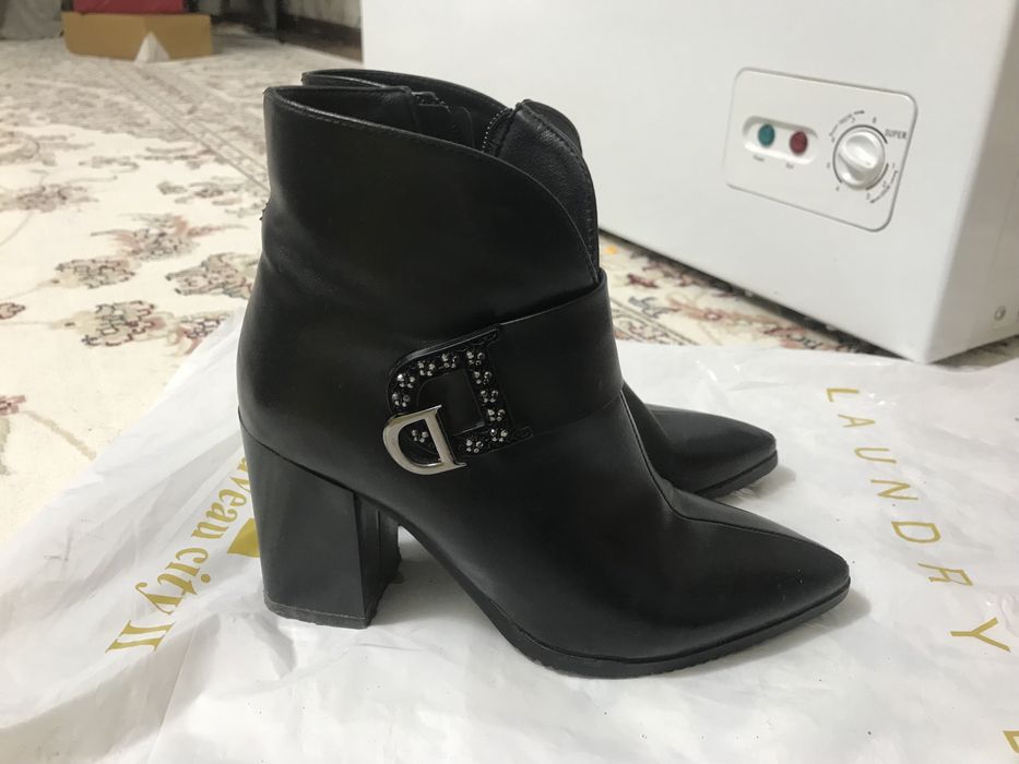 Женский обувь