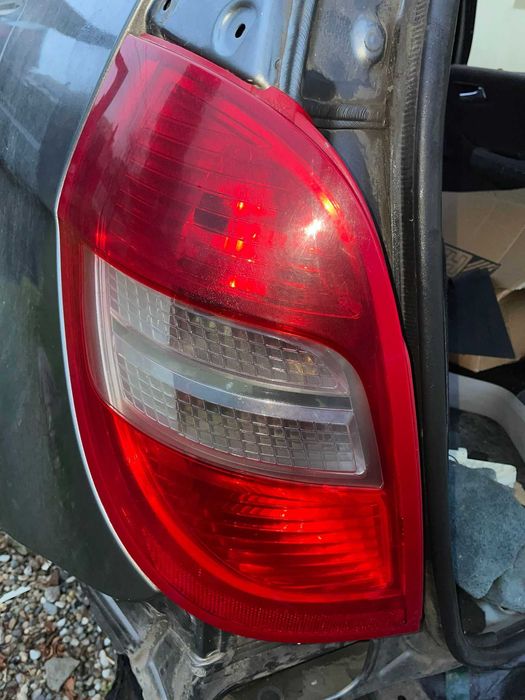 Vand stopuri triple lampi mercedes a class w169 originale facelift