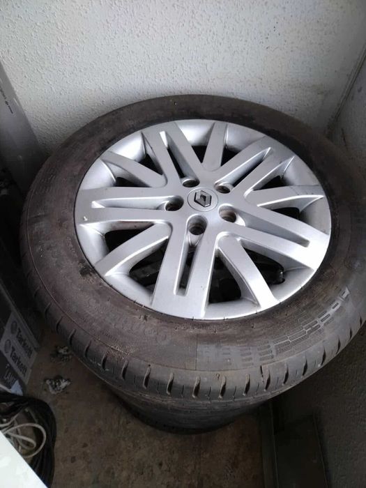 Гуми с джанти 225/55 R17 Continental – добро състояние
