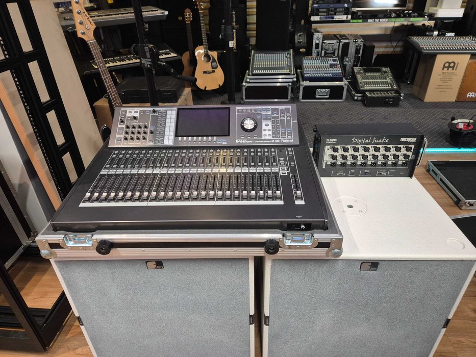 Mixer digital Roland V-mixer M-480 ca nou in cutie + Stagebox digital S-1608