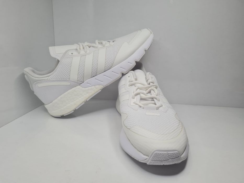 Маратонки Adidas ZX 1K Boost

Чисто нови с кутия.

Размер 44 стелка 28