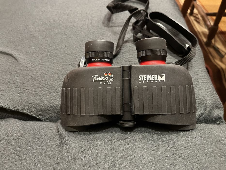 Продавам бинокъл Steiner Safari Ultrasharp 8x30
