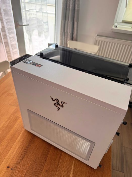 Carcasa PC Corsair 280x + Noctua