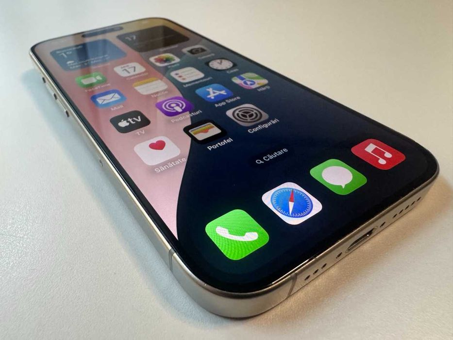  Apple / iPhone 15 Pro 256 Gb / Natural Titanium