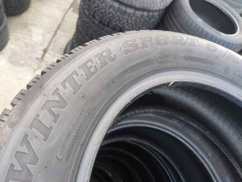 4бр Зимни гуми 215 60 16 - Dunlop